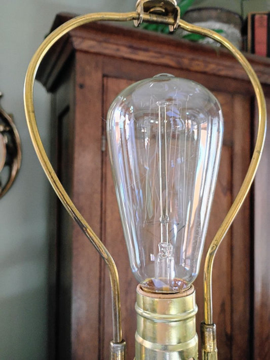 Gold Vintage gold/crystal table lamp 15" no shade