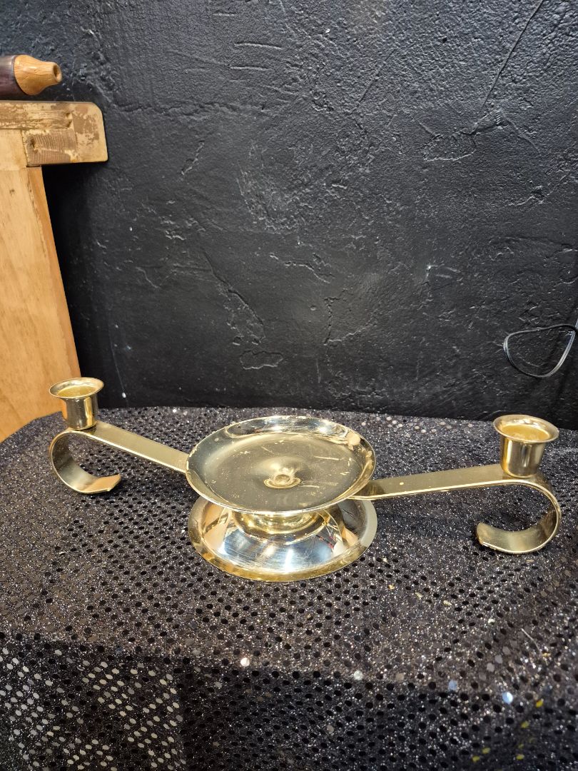 Candle holder