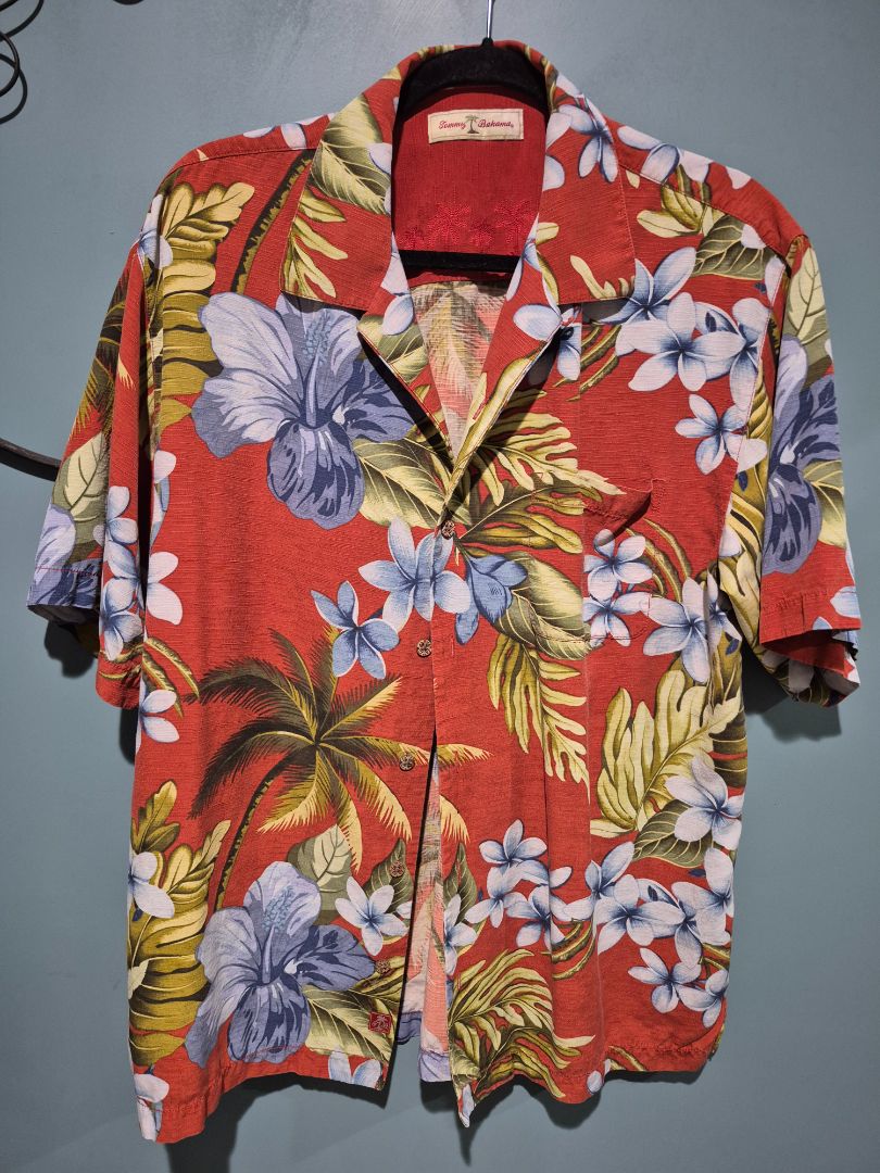 Tommy Bahama Floral Top size Medium