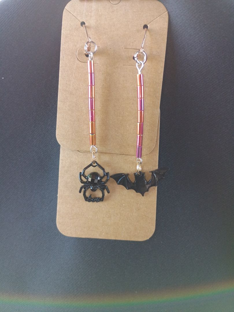 Bat and spider Halloween earrings Lever back earing hook