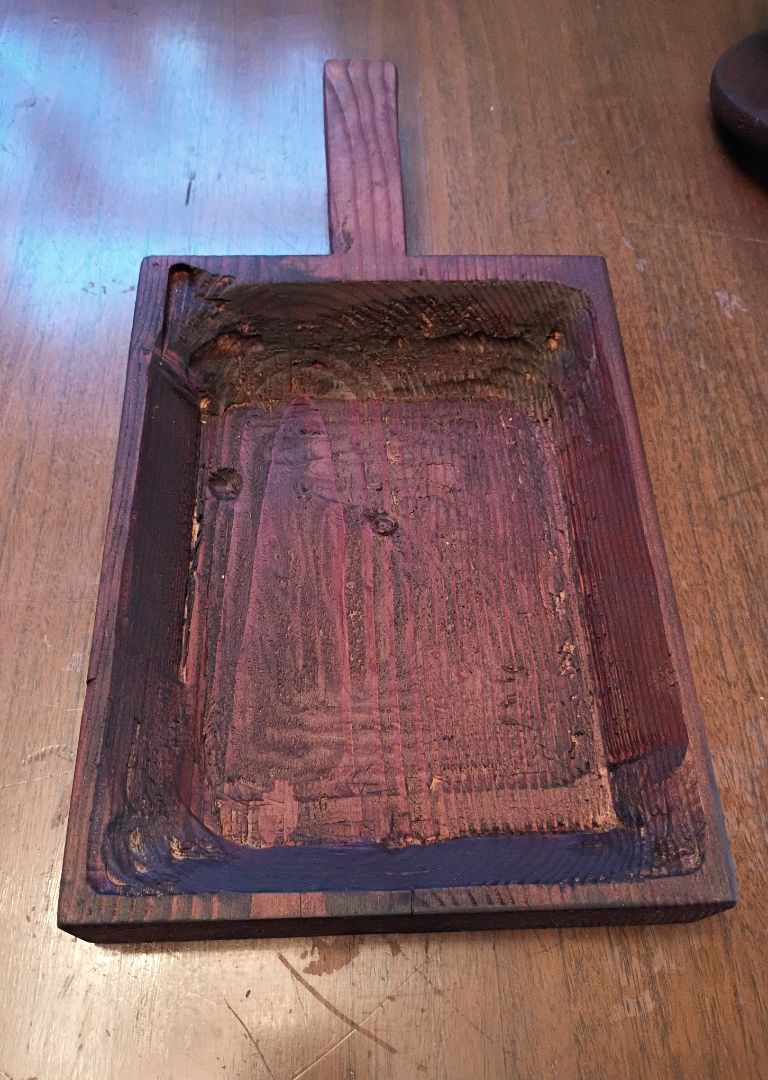 Vintage dark carved wood 8" x 10" grain scoop