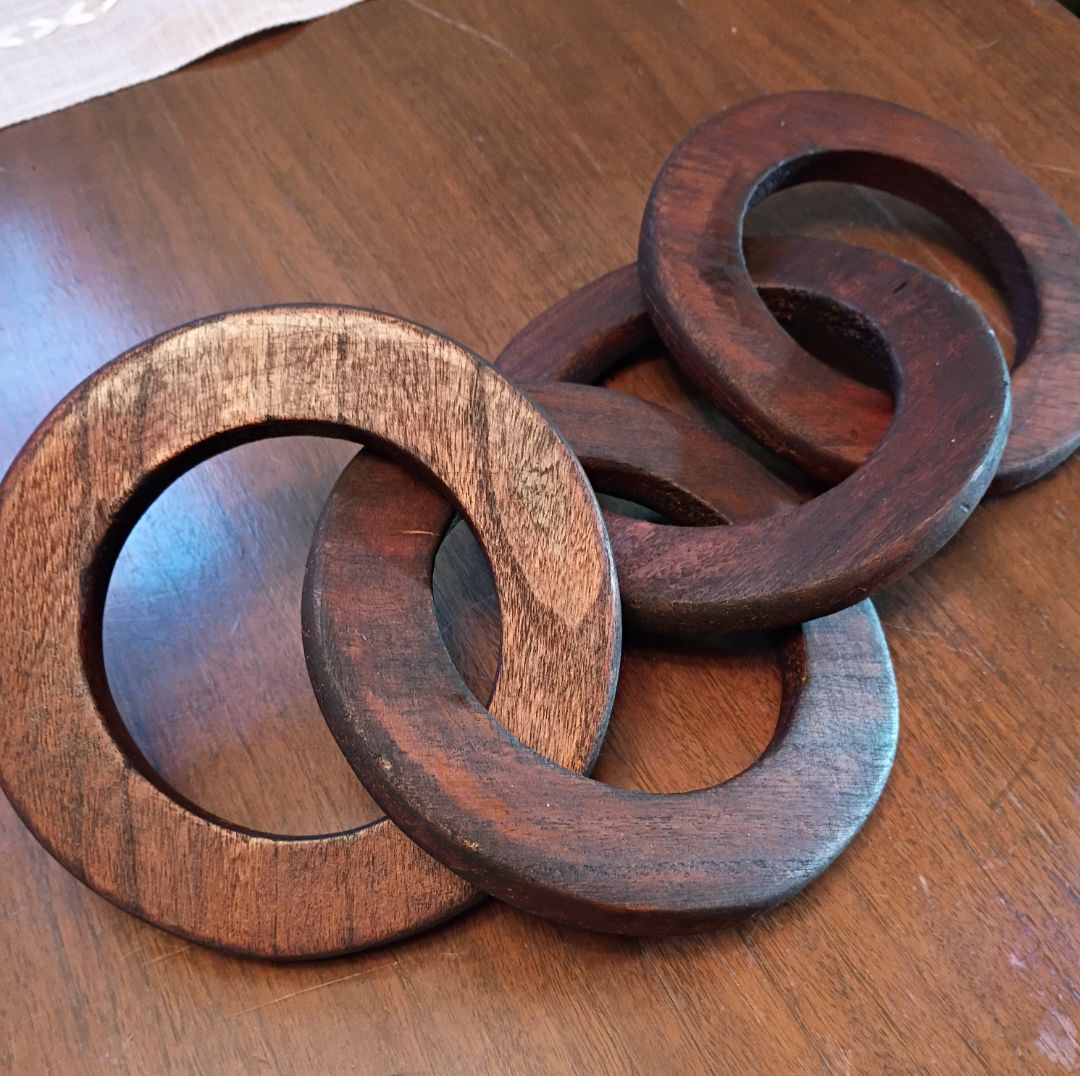 Carved Wood 6" Links