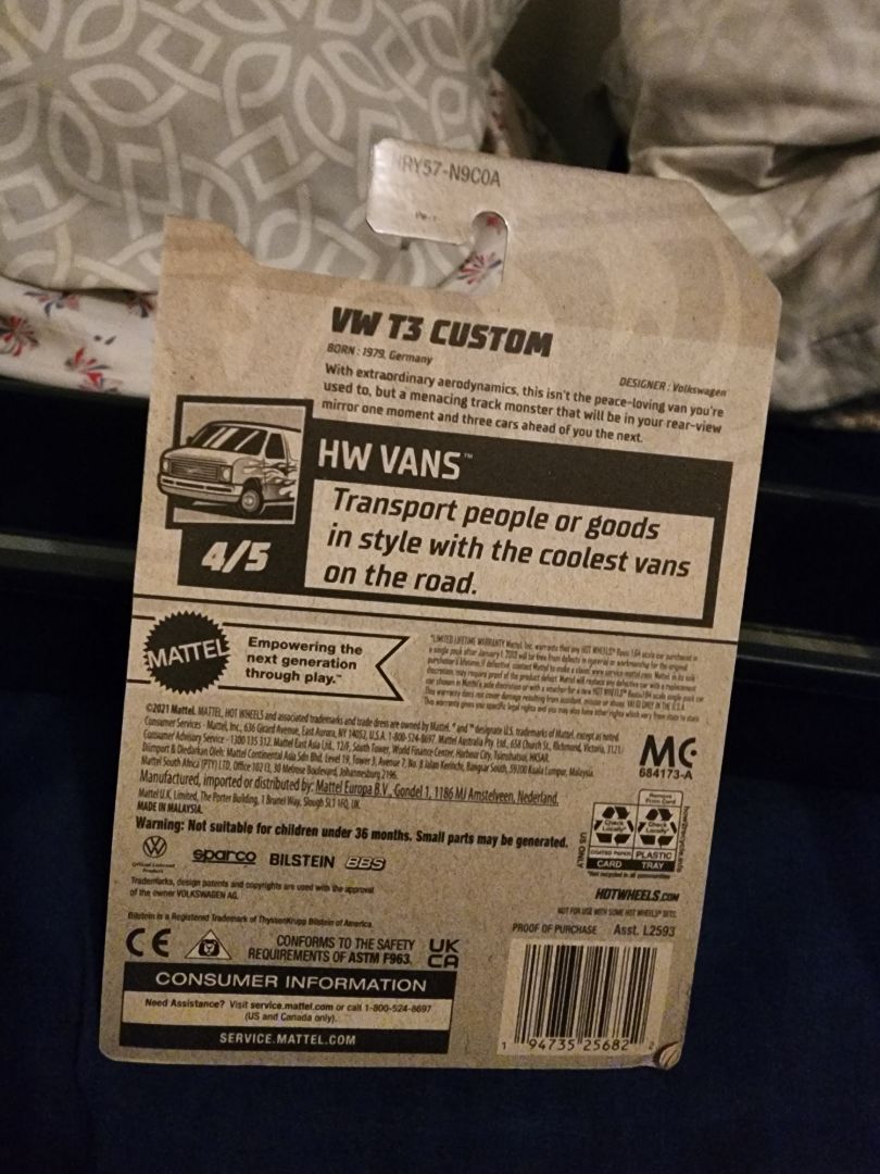 Brown & Beige HotWheels: VW T3 Custom