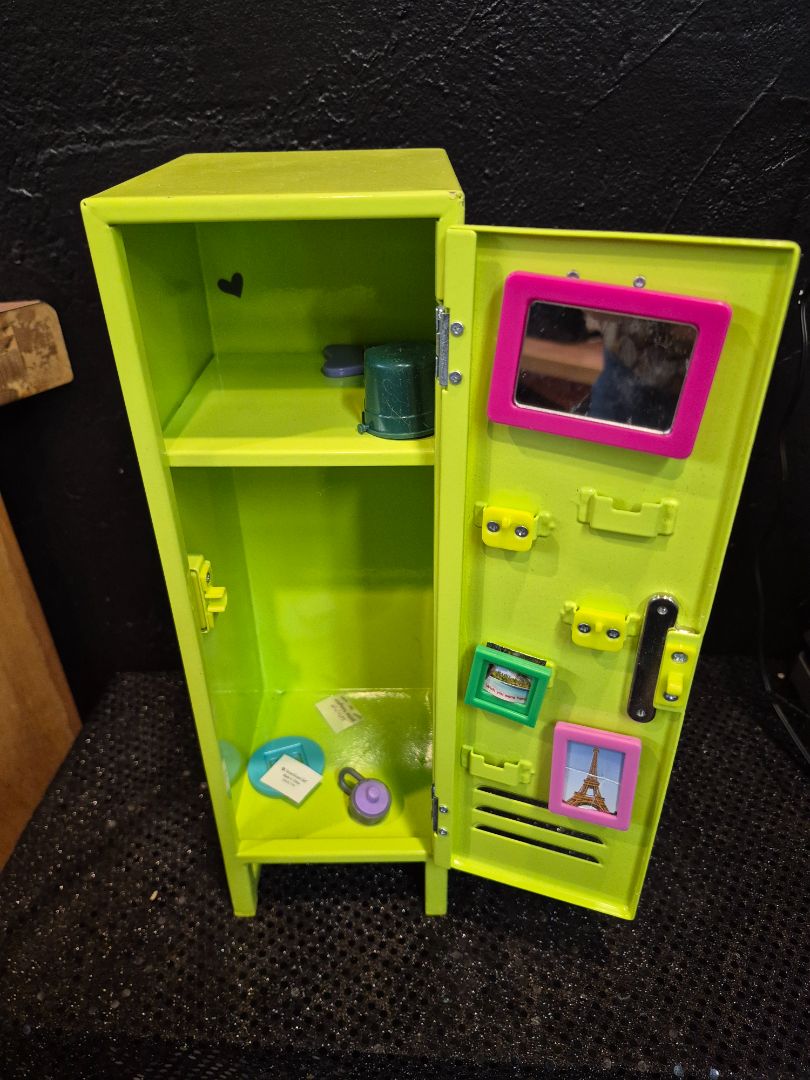 American Girl School Locker Set Retired