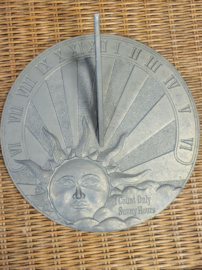 Putterish Sundial, 12"