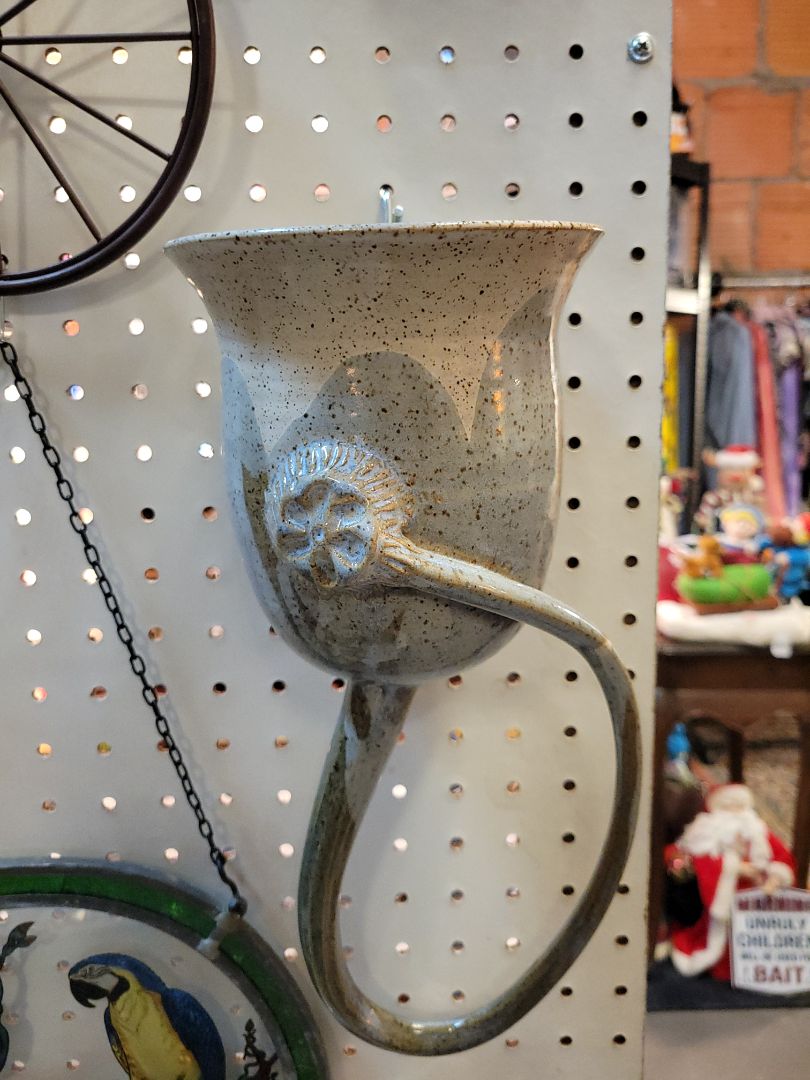 Muti-Color Wall Vace