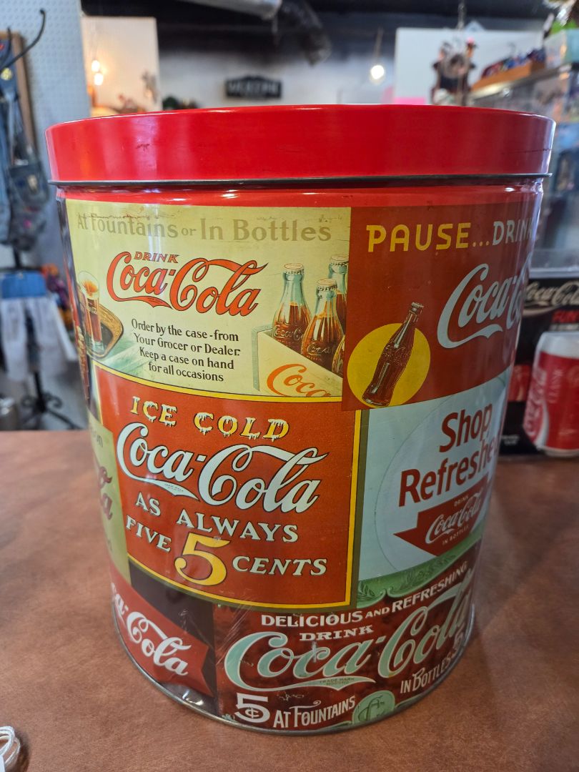 Vintage Coca Cola Tin