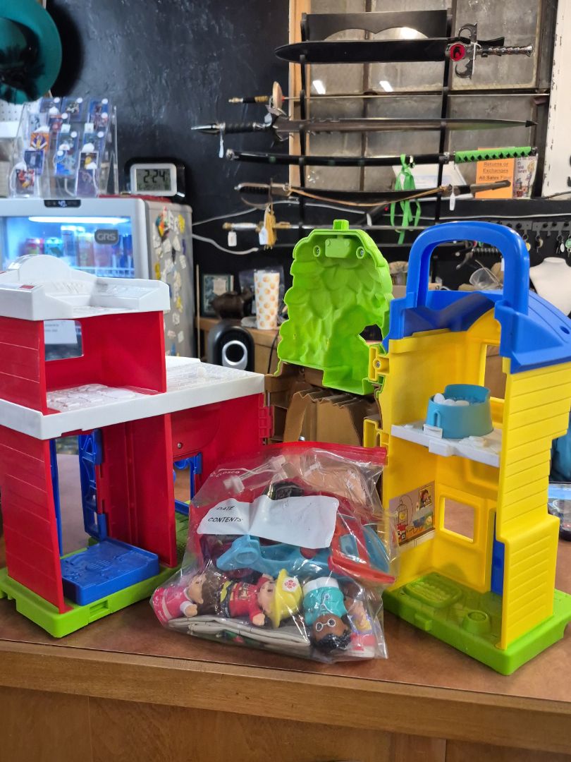 Little People and Building