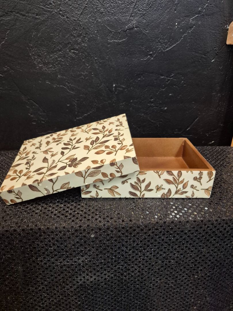 Leaf Wooden Box