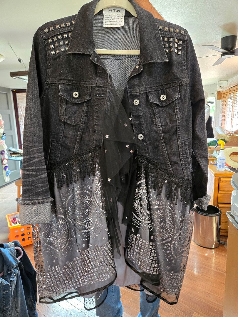 Denim Black and lace Jack