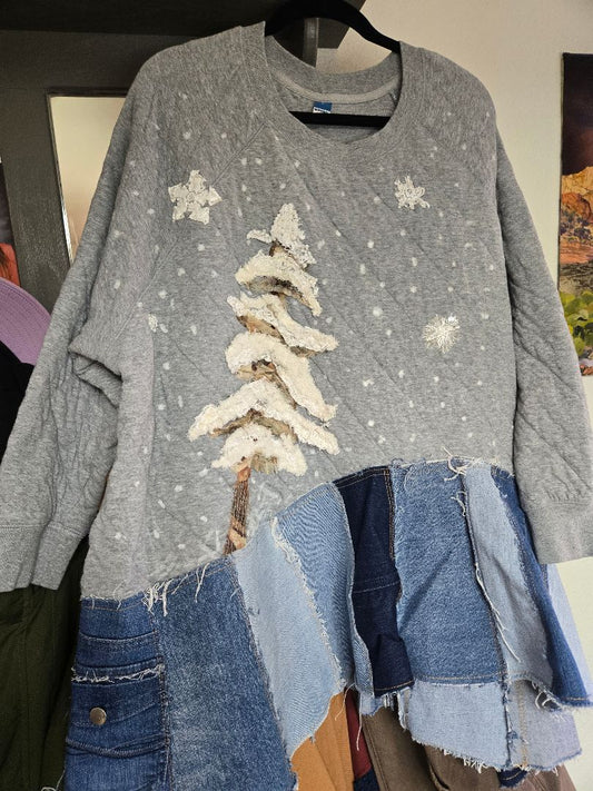 gray Shirt Applique tree and bear, 3xl