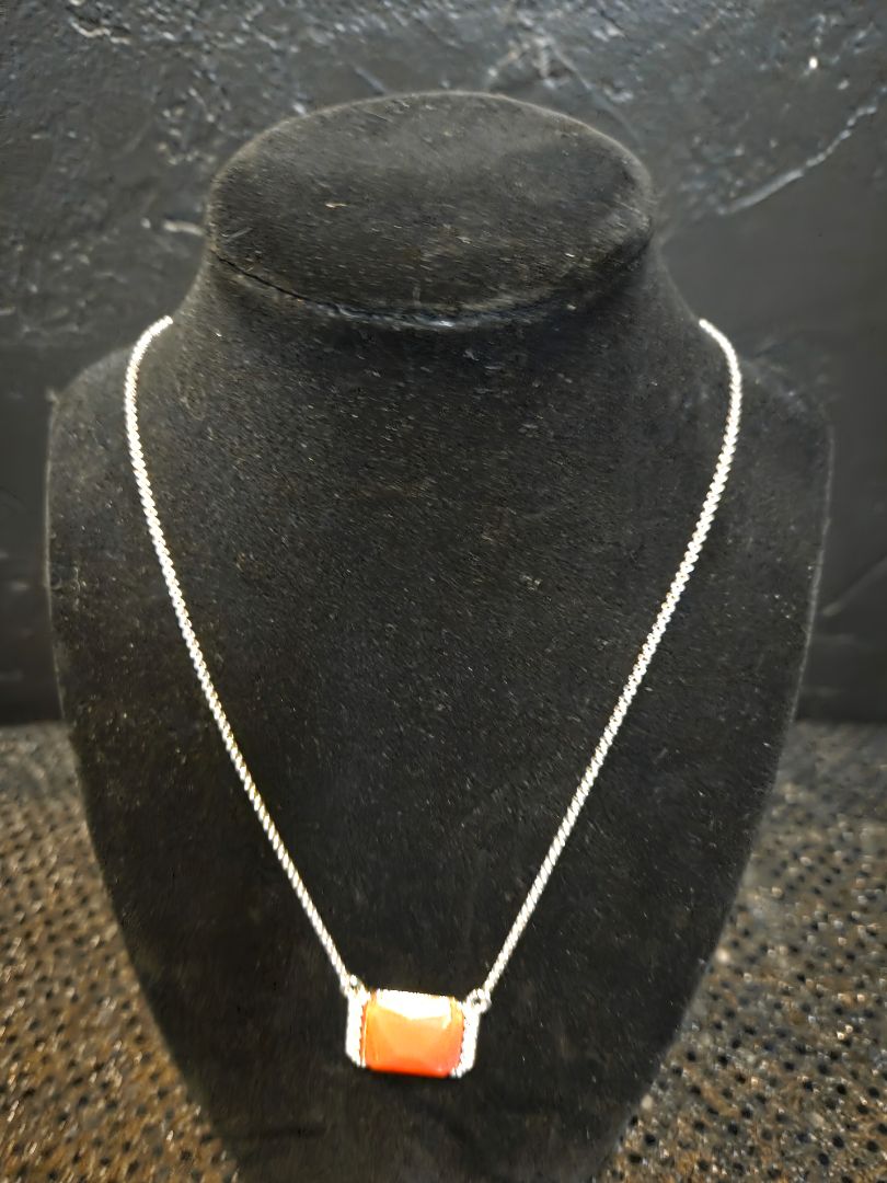Vintage Lia Sophia faceted orange pendant silver tone 16 inches