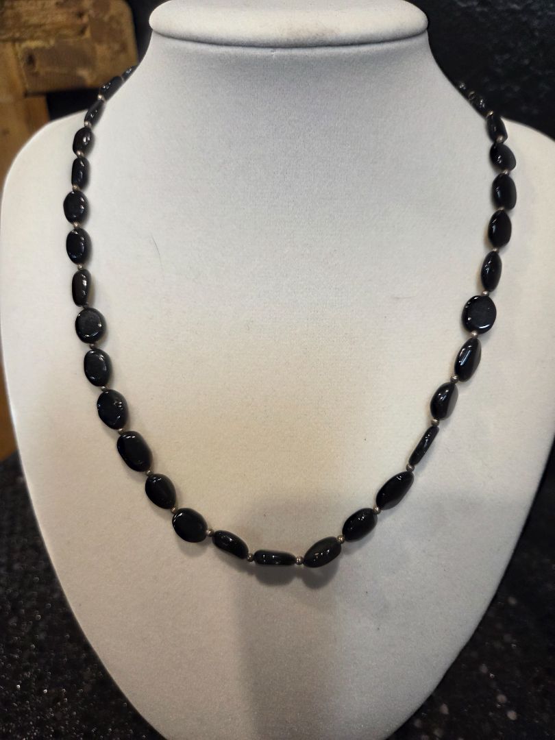 Jewelry Black Beaded Necklace
