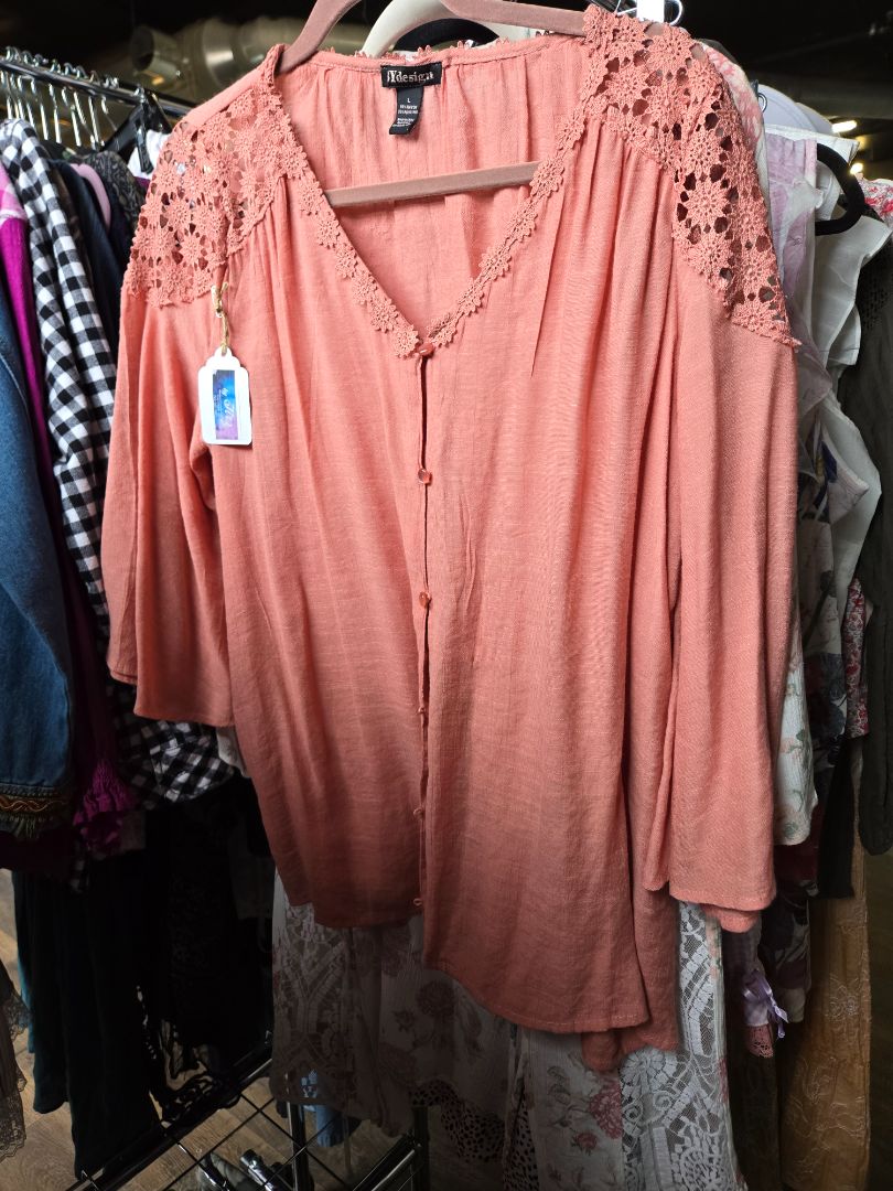 Shirt coral and lace