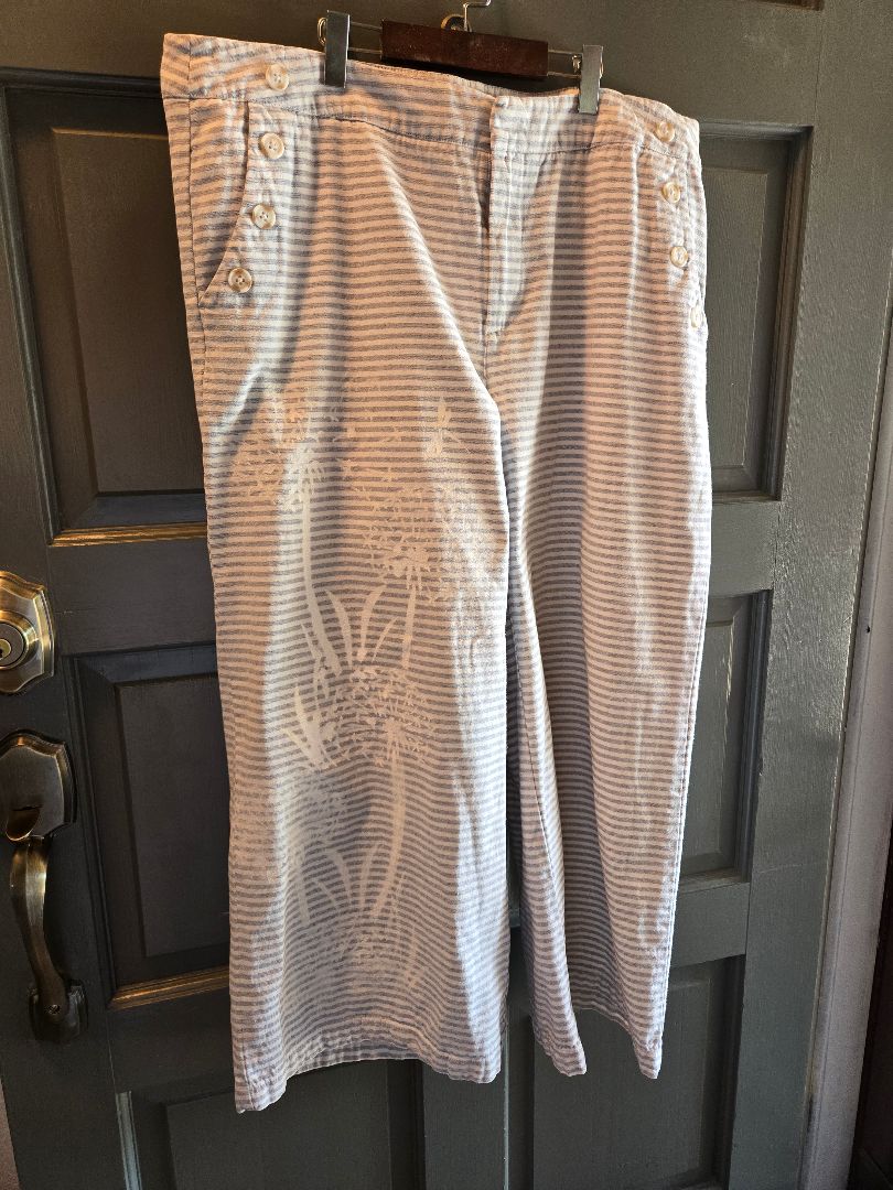 Pants pin stripe grey w dandelions, 16