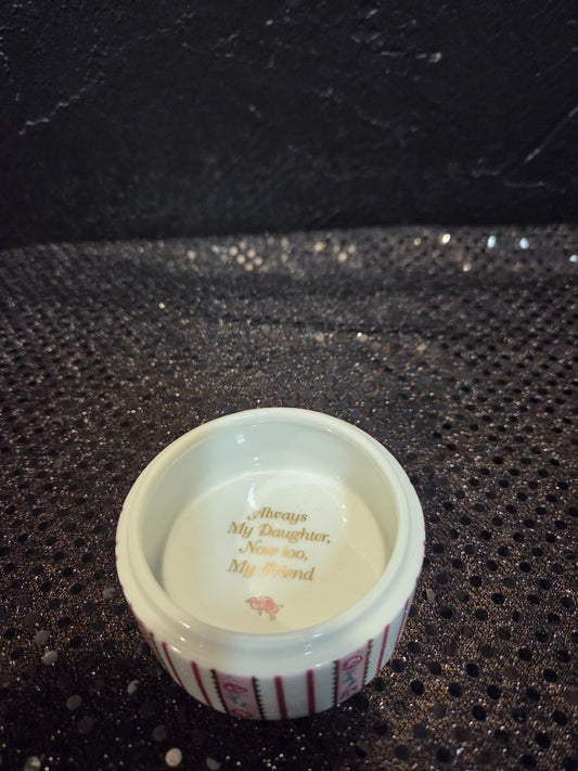 Andleigh Elliott 1990 Porcelain Music Box