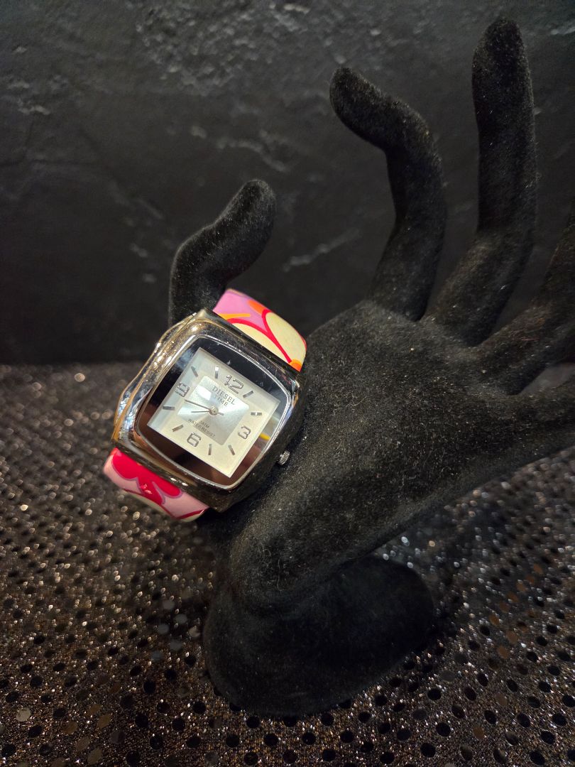 Diesel Time Watch waterproof with pink/orange flowers