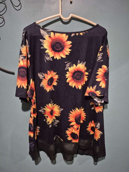 Short Sleeve 4xl Black Tunic w/Sunflowers