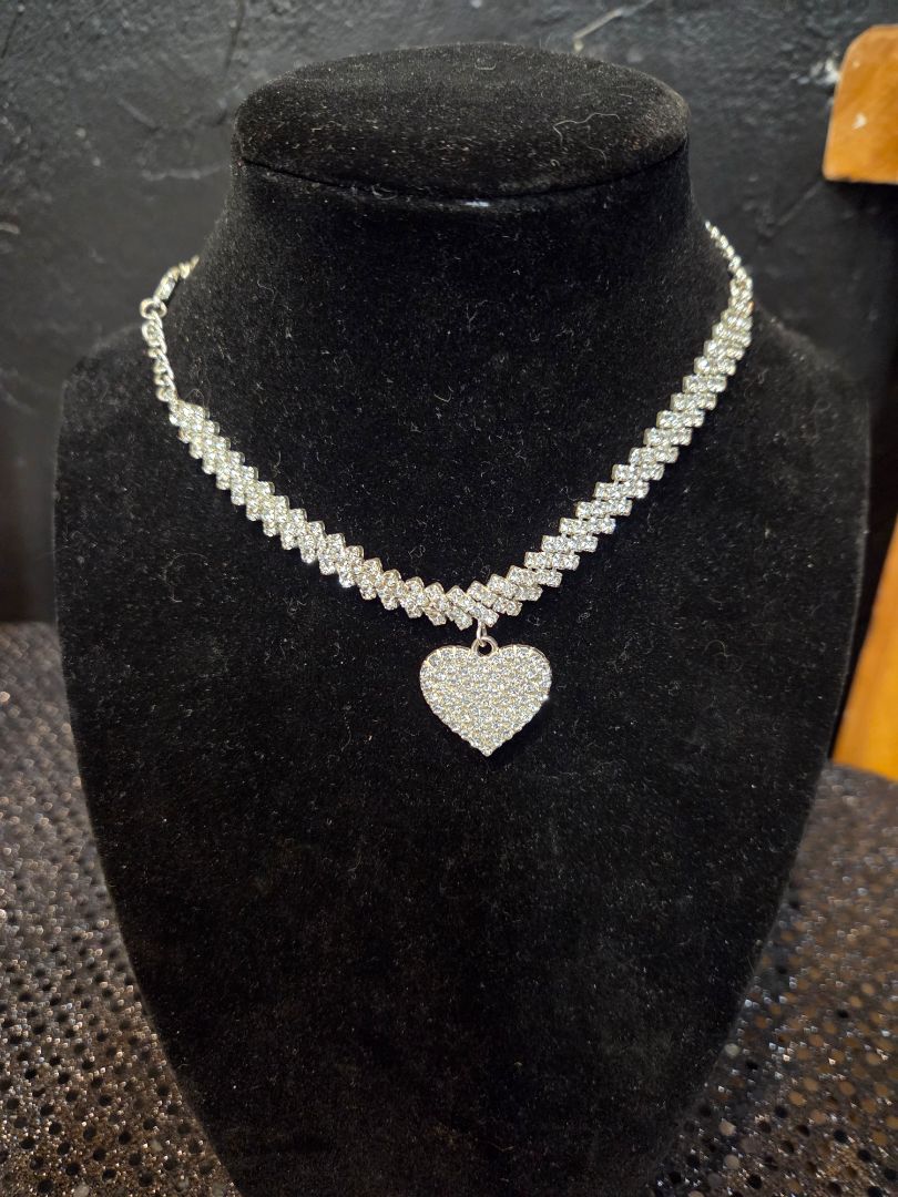 Heart Choker with Rhinestones Necklace