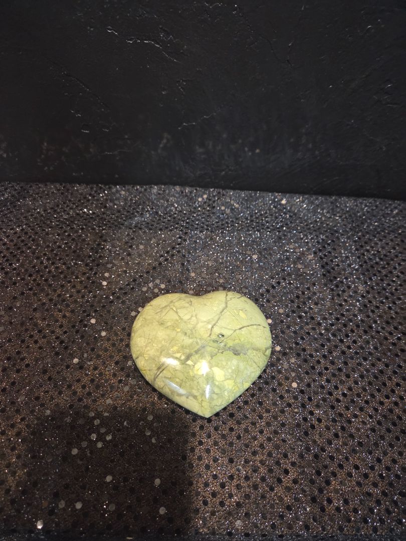 Green Quartz Heart