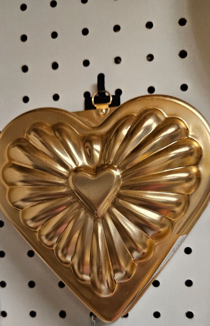 vintage copper heart Jello mold LR