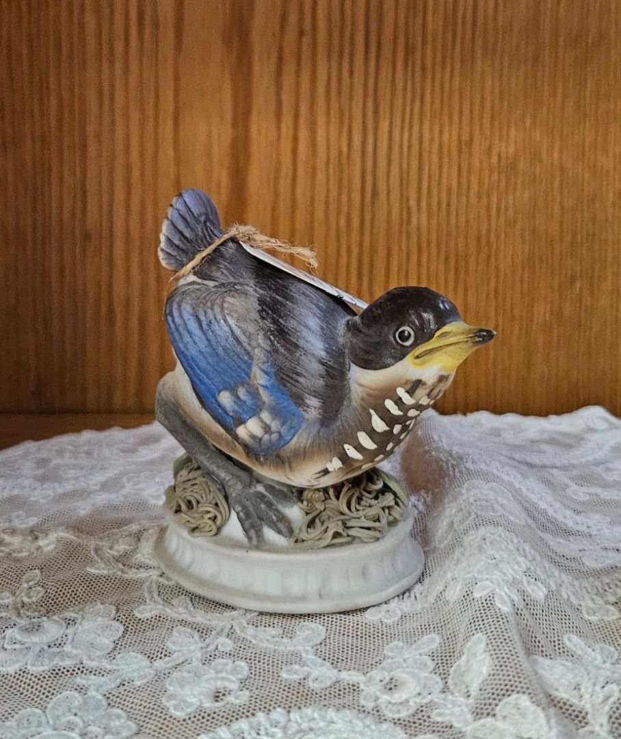 Lefton blue Bird  with sticker LR