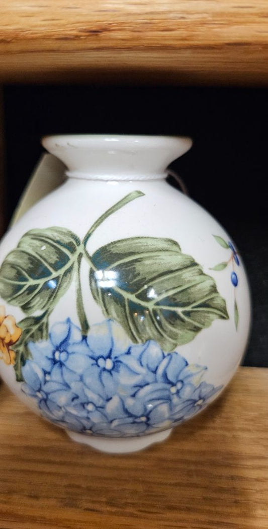 Princess house Hydrangea bud vase LR