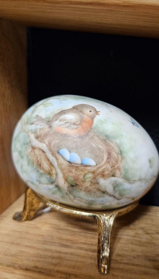 Handpainted egg Robin and eggs signed w/ stand