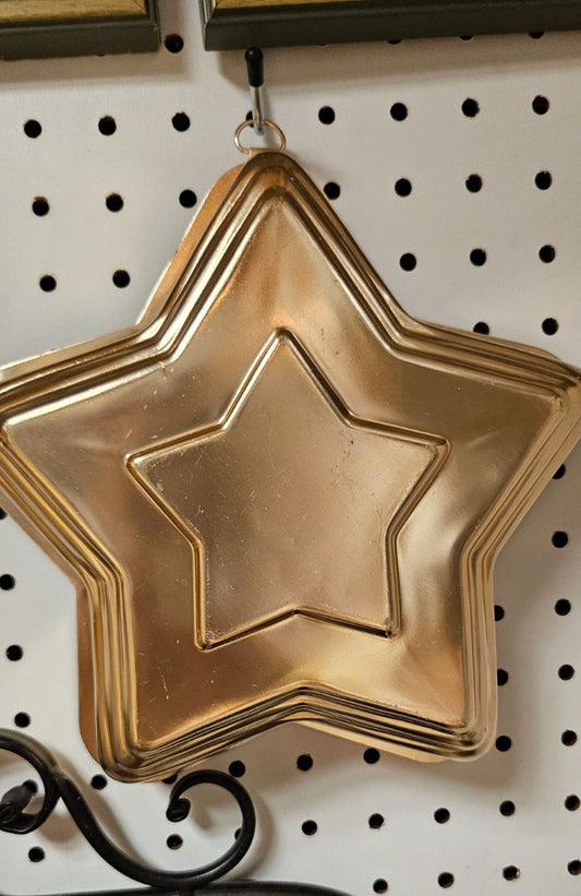 Vintage Star Jello Mold LR
