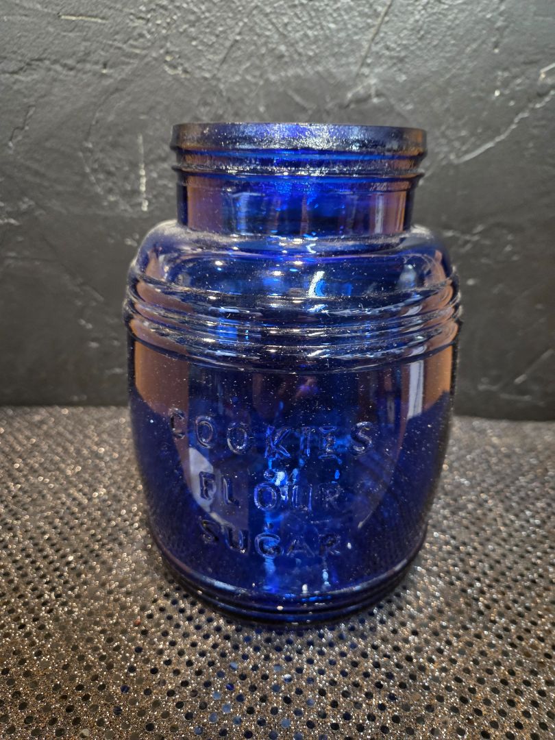 Vintage Cracker Barrel Style Cannister Jar