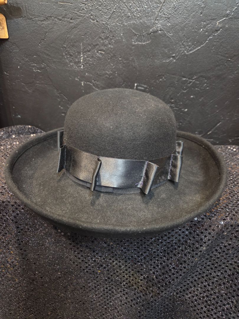 Vintage Street Smart Womens Black Wool Felt hat