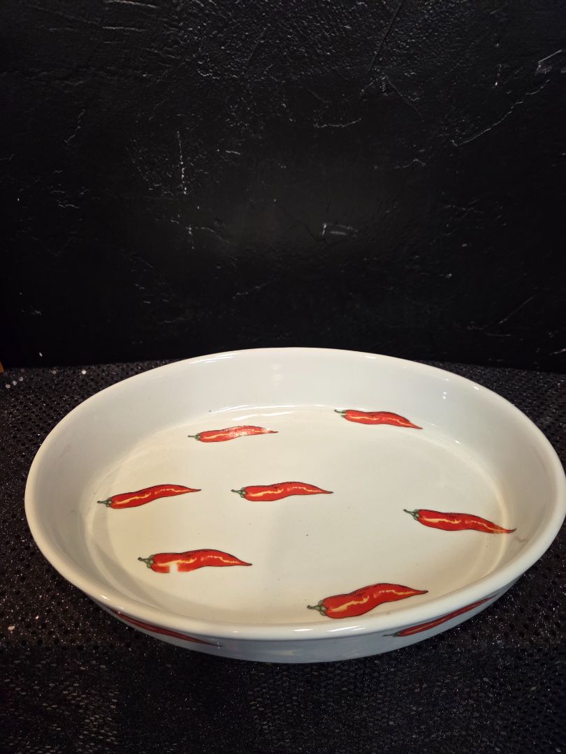 Cordon Blue Chili Pepper Oval Casserole Dish