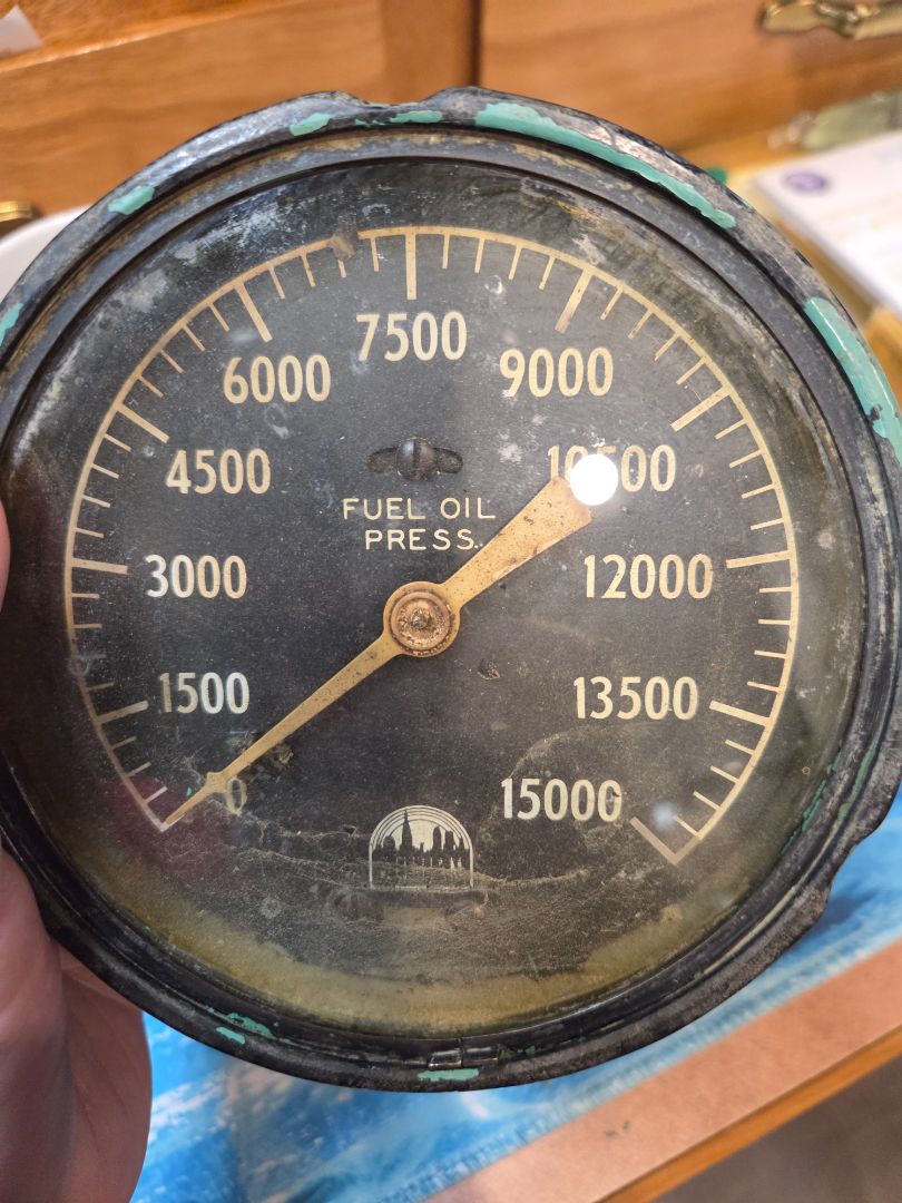 Vintage Gotham Fuel Oil Pressure Gauge