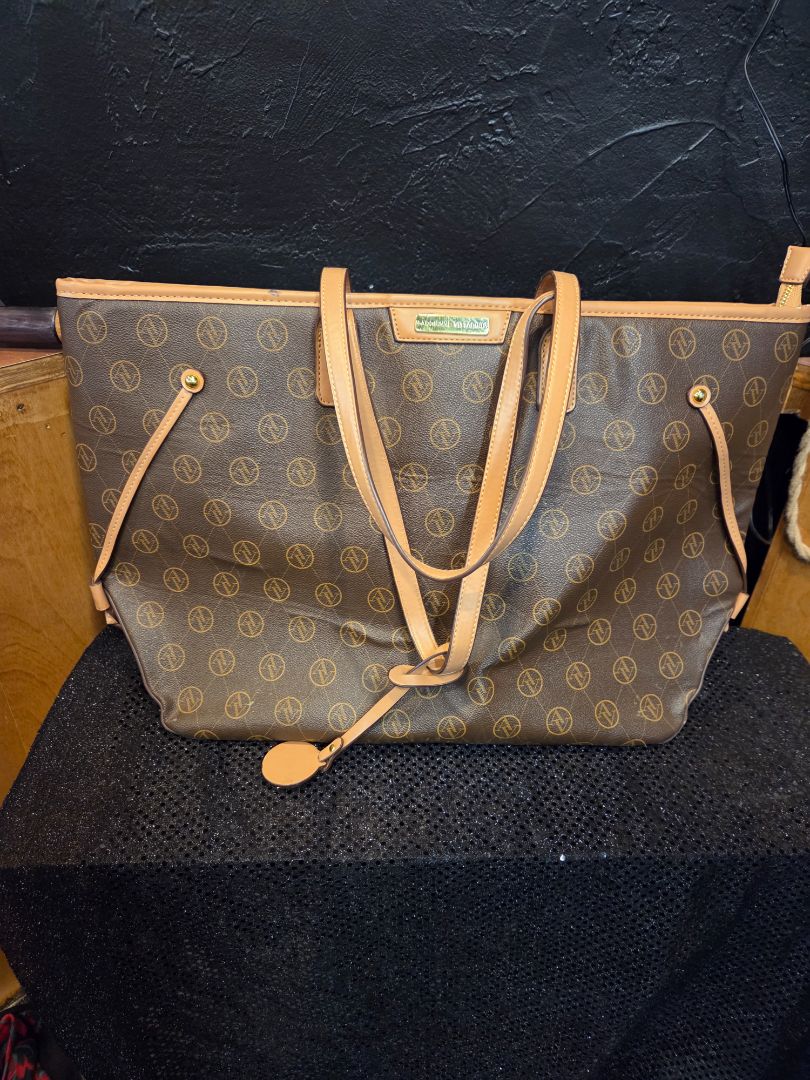 Adrienne Vittadini Tote Bag