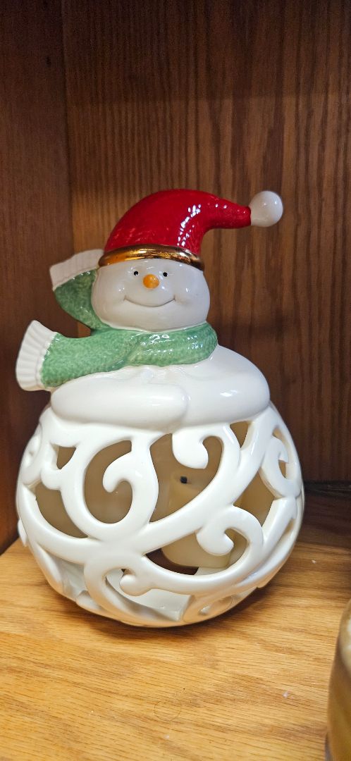 Lenox snowman with Tealight
