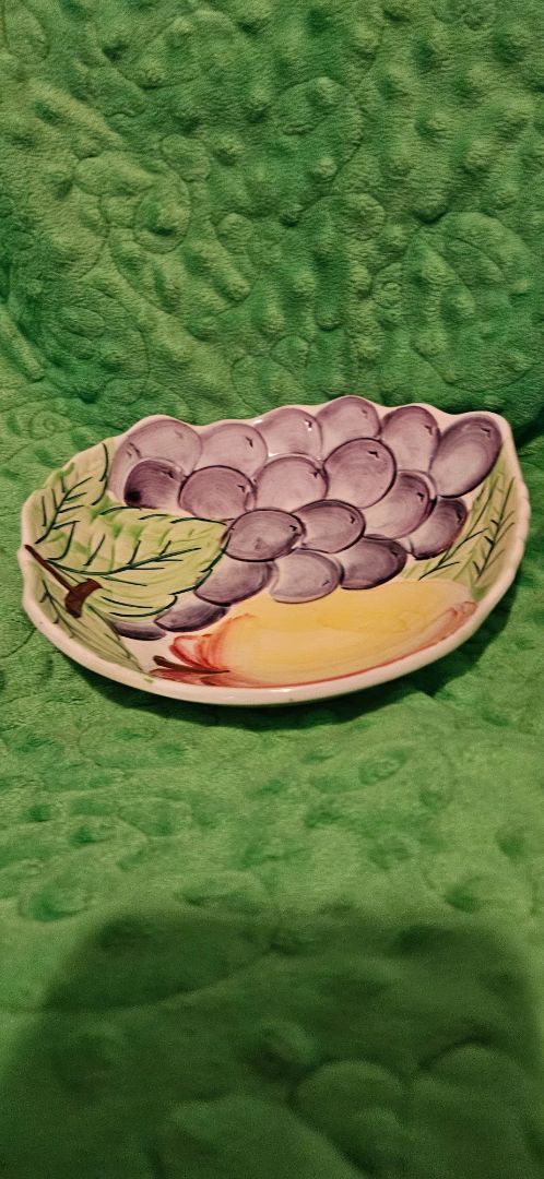 Vintage Art Pottery Fruit-Themed Bowl - Japan - 7" Diam. - Grapes & Apple - NICE