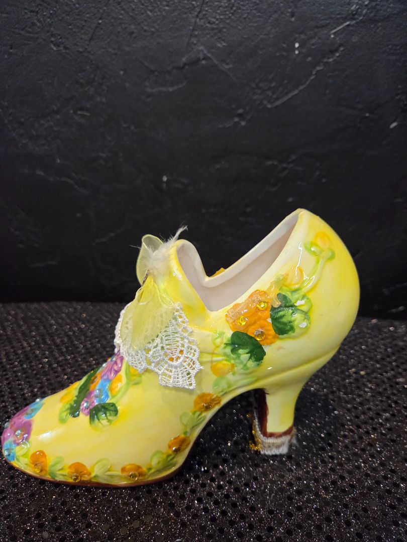 Vintage England Victorian Shoe