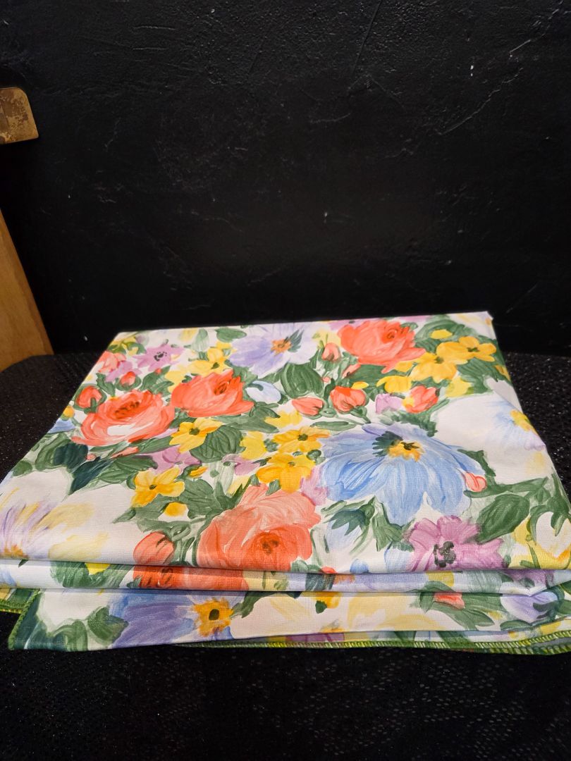 Flannel Backed Table Cloth with Spring Flowers