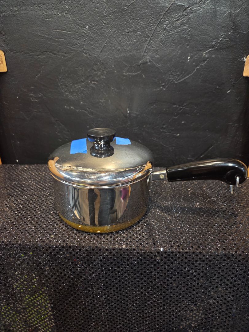 Revere Ware 2 quart Sauce Pan Copper Bottom