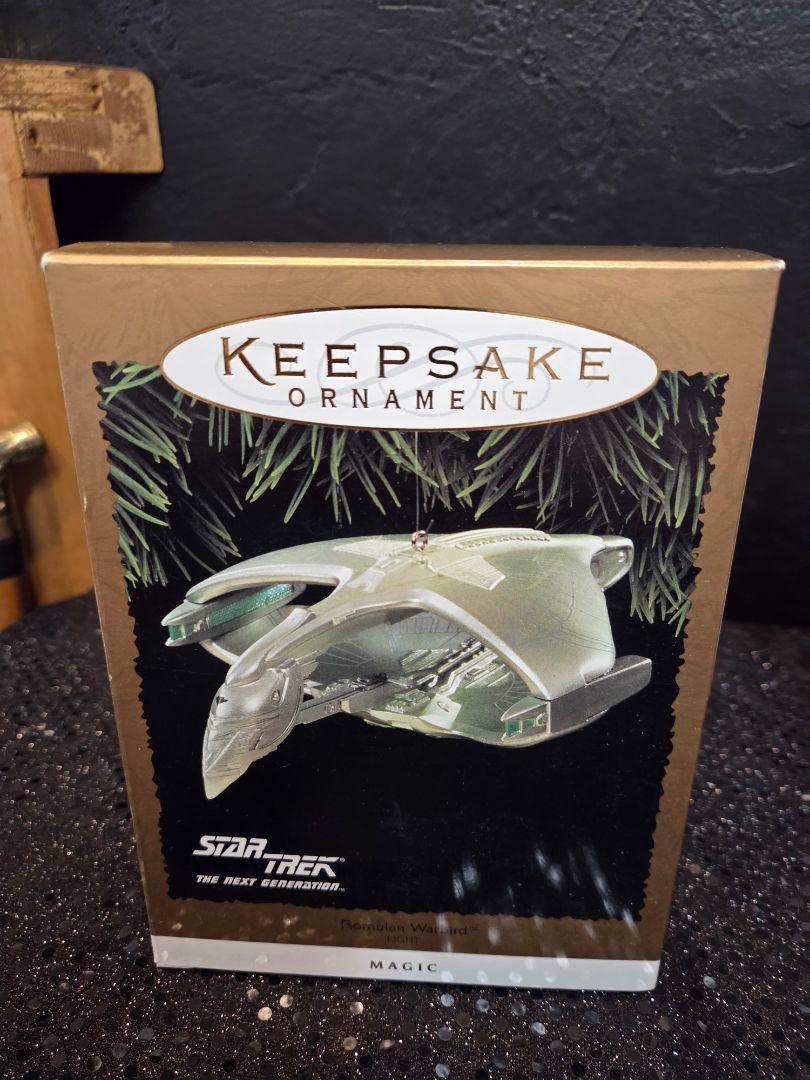 Hallmark Keepsake Star Trek Romulan Warbird Light ornament