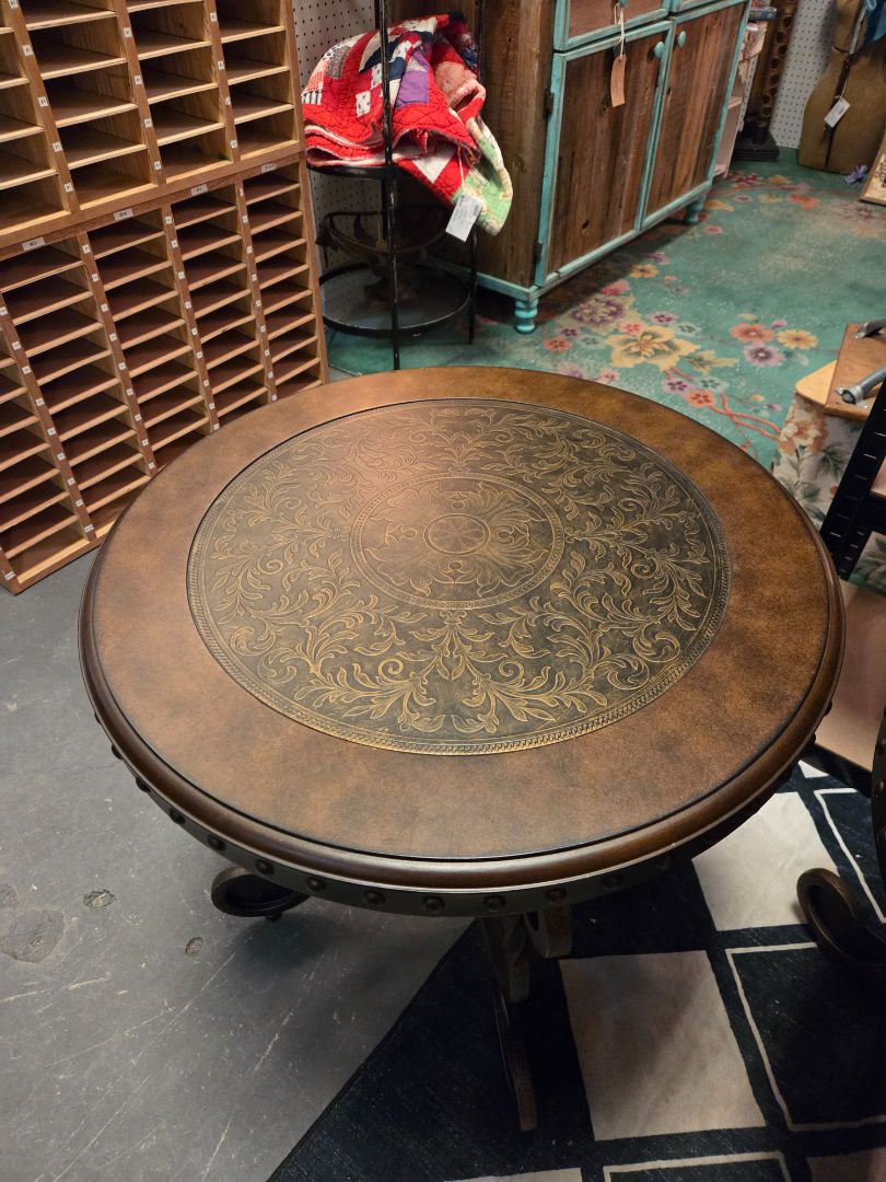 Signature Design By Ashley Rafferty Side Table