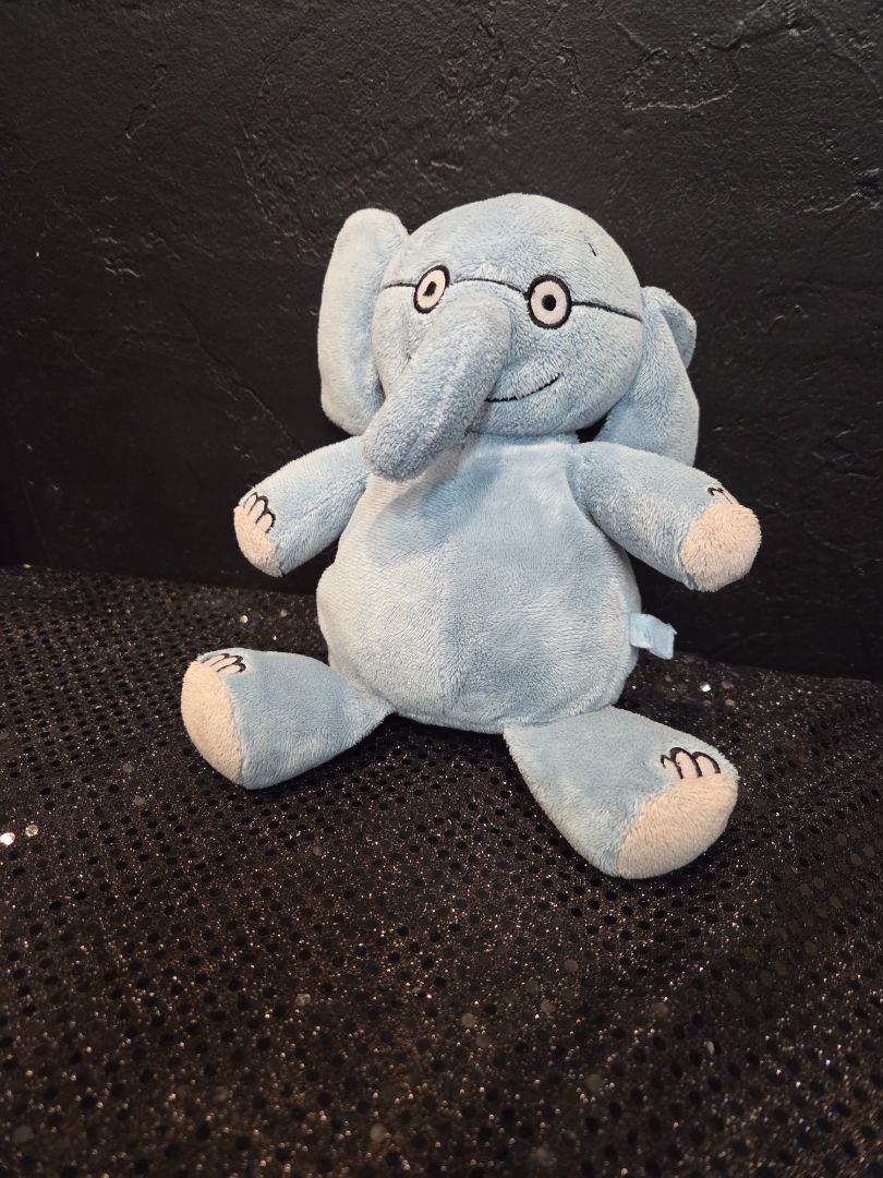 Yottoy Mo Willems Elephant