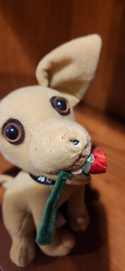 tan Applause Yo Quiero Taco Bell stuffed dog