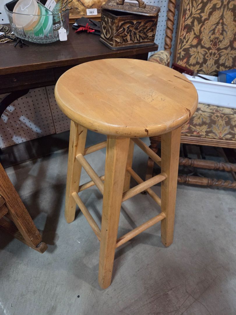 Pine Bar Stool