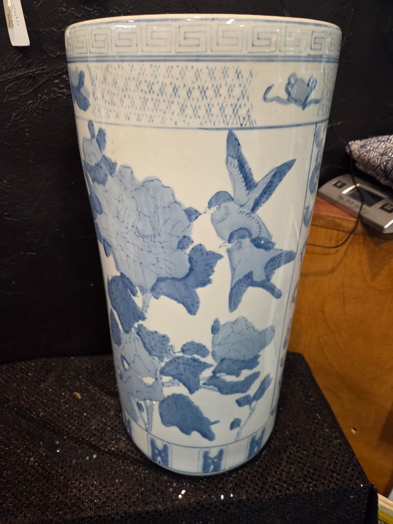 Vintage Chinese Porcelain Umbrella Stand
