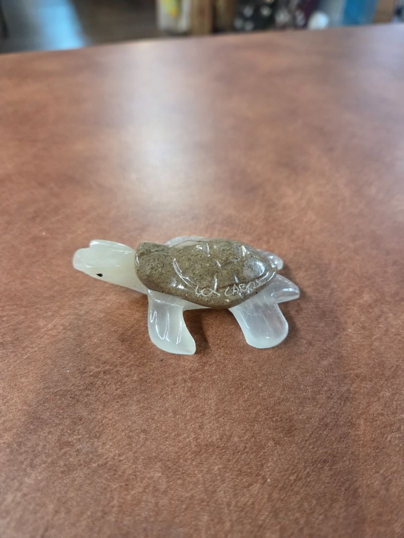 Onyx Carved Turtle