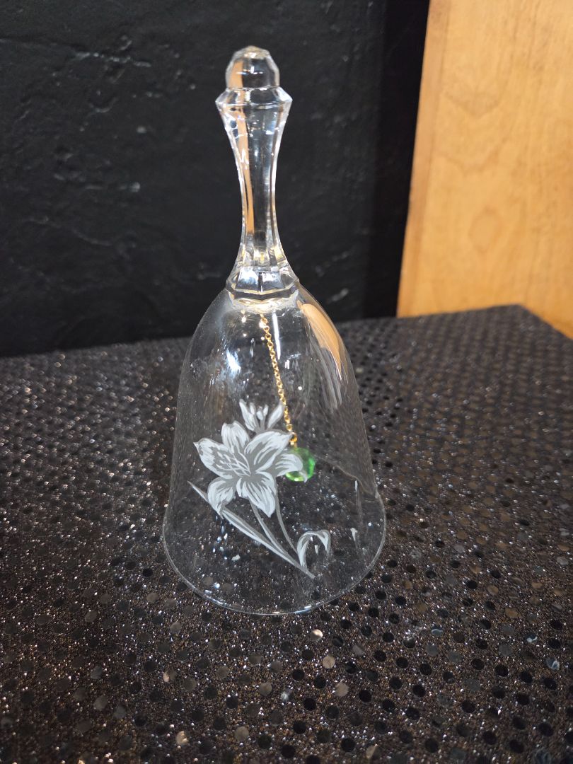 Etched Clear Crystal Glass Dinner Bell Princess House