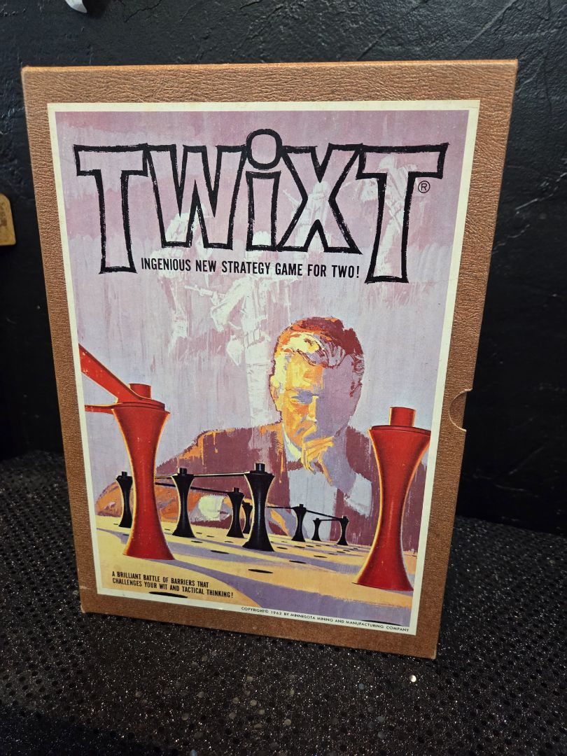 Vintage 1962 Twixt Board Game