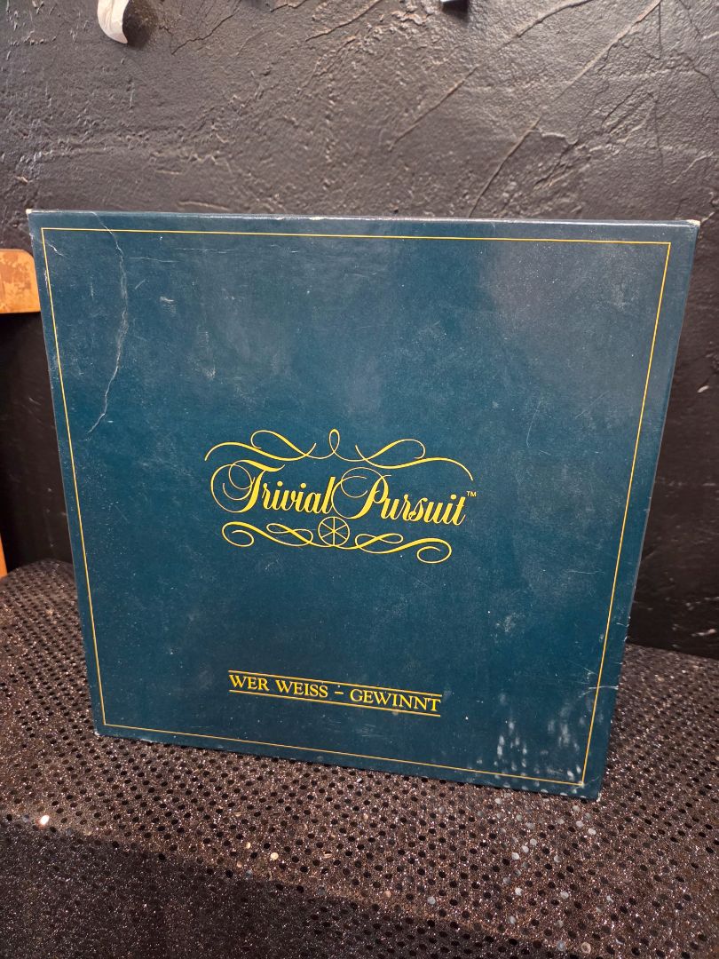 Trivial Pursuit Board Game