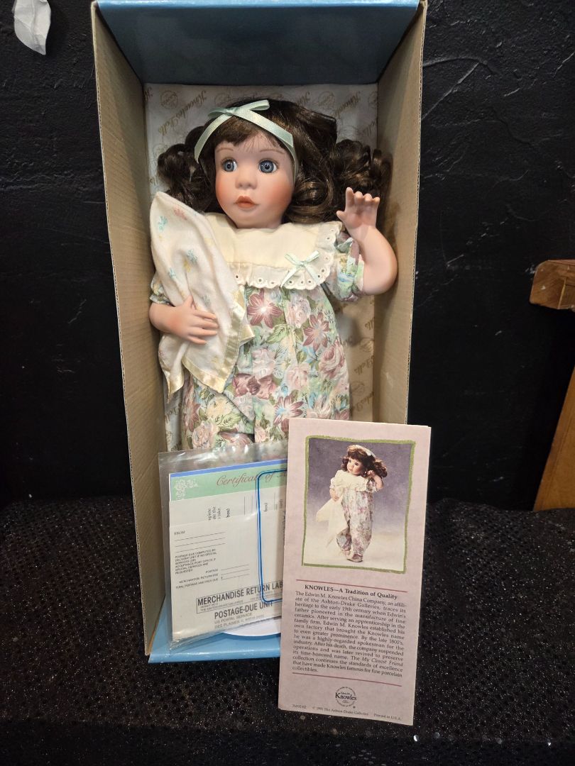 "Me and My Blankie" Porcelain Doll Edwin Knowles Collection